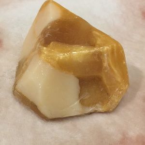 Gold In Quartz Scented Soap Rockettes 4 oz NWT Milk & Honey Scented